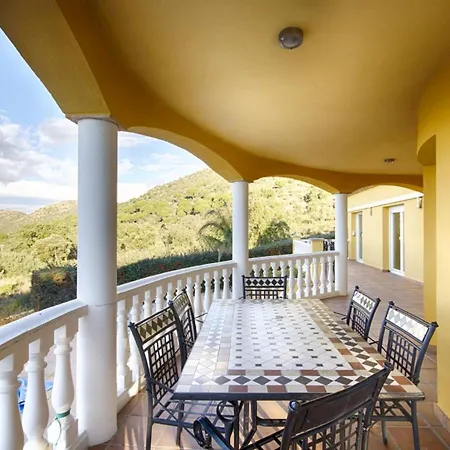 Casa Albera - With Pool And Fantastic Views * Palau Saverdera